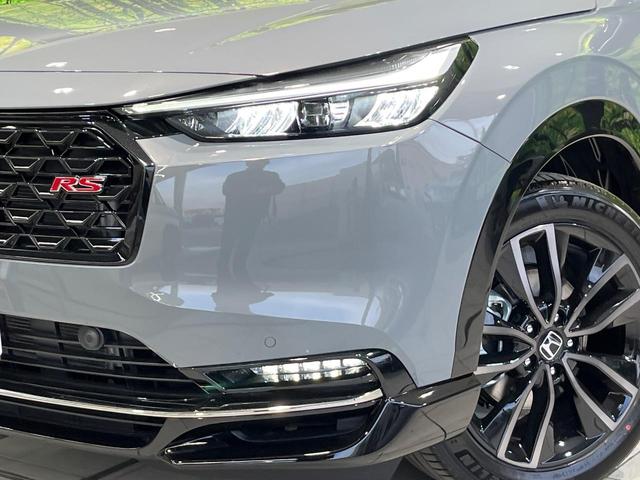 ヴェゼル ｅ：ＨＥＶ　ＲＳ　純正９インチナビ　全周囲カメラ　ホンダセンシング　アダプティブクルーズコントロール　クリアランスソナー　オートマチックハイビーム　シートヒーター　パワーバックドア　フルセグＴＶ　ＥＴＣ（12枚目）