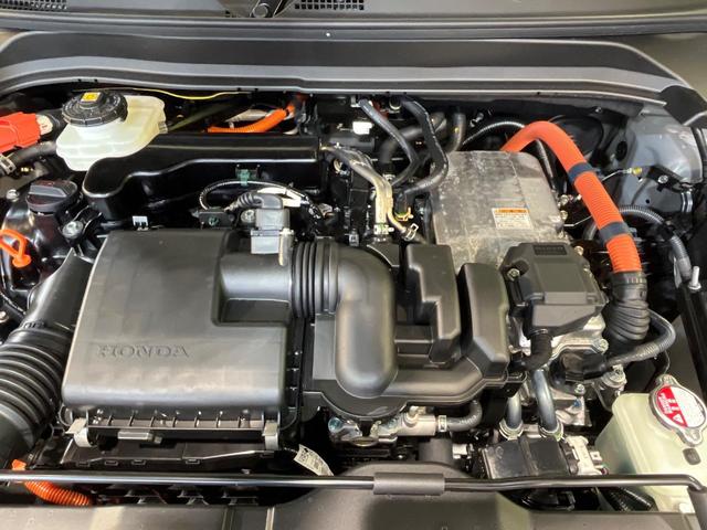 ヴェゼル ｅ：ＨＥＶ　ＲＳ　純正９インチナビ　全周囲カメラ　ホンダセンシング　アダプティブクルーズコントロール　クリアランスソナー　オートマチックハイビーム　シートヒーター　パワーバックドア　フルセグＴＶ　ＥＴＣ（18枚目）