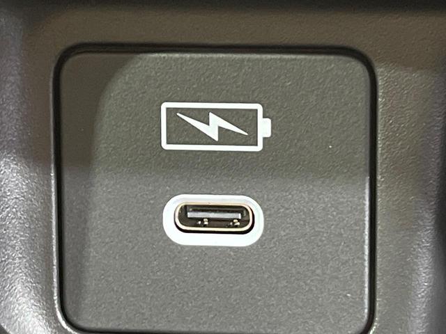 ヴェゼル ｅ：ＨＥＶ　ＲＳ　純正９インチナビ　全周囲カメラ　ホンダセンシング　アダプティブクルーズコントロール　クリアランスソナー　オートマチックハイビーム　シートヒーター　パワーバックドア　フルセグＴＶ　ＥＴＣ（39枚目）