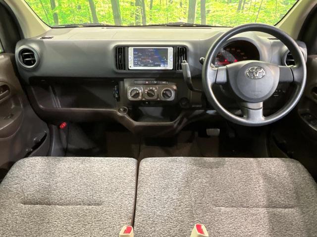 パッソ Ｘ　クツロギ　純正ナビ　バックカメラ　禁煙車　スマートキー　ＥＴＣ　Ｂｌｕｅｔｏｏｔｈ　ＣＤ　スペアタイヤ　パワーウィンドウ　プライバシーガラス　ドアバイザー（2枚目）