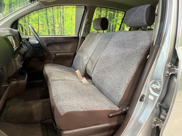 パッソ Ｘ　クツロギ　純正ナビ　バックカメラ　禁煙車　スマートキー　ＥＴＣ　Ｂｌｕｅｔｏｏｔｈ　ＣＤ　スペアタイヤ　パワーウィンドウ　プライバシーガラス　ドアバイザー（32枚目）