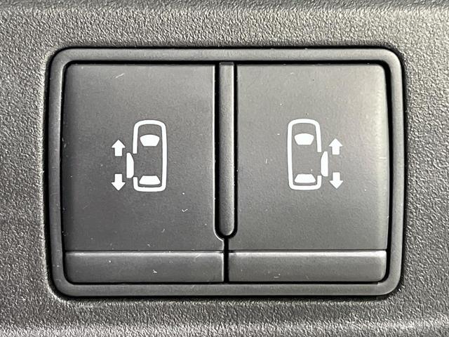 セレナ ハイウェイスターＶ　純正１０インチナビ　プロパイロット　全周囲カメラ　両側パワースライドドア　衝突軽減システム　クリアランスソナー　オートマチックハイビーム　ＬＥＤヘッドライト　左右独立オートエアコン（7枚目）