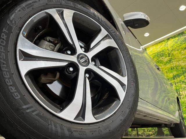 �y�����P�U�C���`�A���~�z�C�[���z�O�ςɃ}�b�`���������A���~�z�C�[���𑕒����Ă���܂��B�e��ЊO�A���~�z�C�[����A�X�^�b�h���X�^�C�����戵�����Ă���܂��B���񂲑��k����������