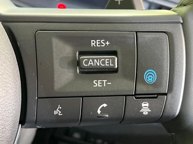 セレナ ハイウェイスターＶ　登録済未使用車　純正２．３インチナビ　全周囲カメラ　両側電動スライドドア　衝突軽減システム　プロパイロット　ＥＴＣ　ブラインドスポットモニター　デジタルインナーミラー　コーナーセンサー（7枚目）