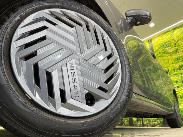 ノート Ｘ　ＳＤナビ　バックカメラ　衝突被害軽減システム　ＥＴＣ　スマートキー　クリアランスソナー　オートライト　Ｂｌｕｅｔｏｏｔｈ接続　電動格納ミラー　オートエアコン　盗難防止システム　衝突安全ボディ（13枚目）