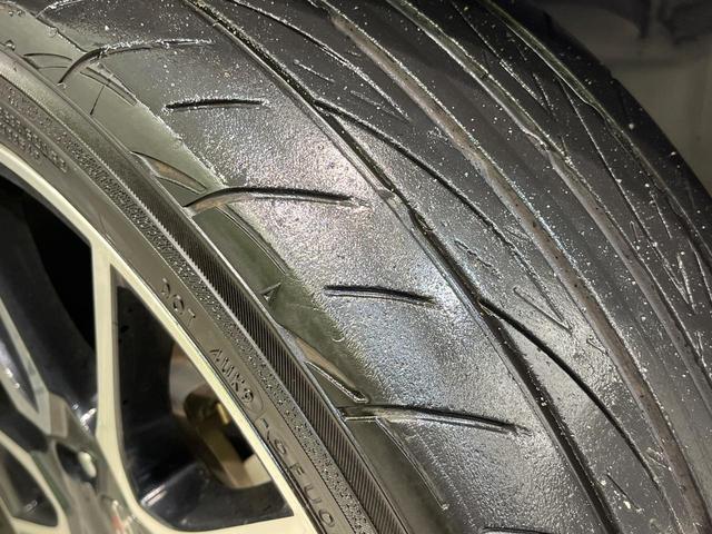 アクア Ｇ　Ｇ’ｓ　純正ＳＤナビ　バックカメラ　禁煙車　ハーフレザーシート　スマートキー　ＬＥＤヘッド　ビルトインＥＴＣ　クルコン　純正１７インチアルミ　オートハイビーム　オートライト　オートエアコン（53枚目）