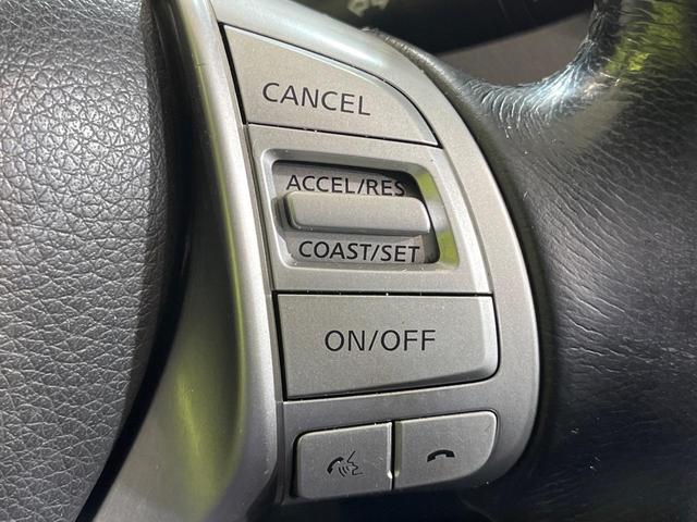 �y�N���[�Y�R���g���[���z�������H�����N���N���s�B�A�N�Z���𗣂��Ă���葬�x�ő��s���ł��A�������^�]���̕��S���y���I�����E�������ȒP�ȃX�C�b�`����Œ����ł��܂��B