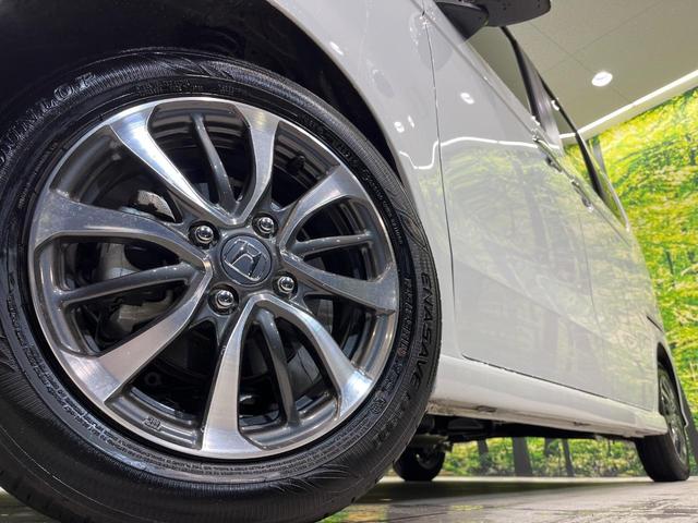 Ｎ－ＢＯＸカスタム ベースグレード　純正８インチナビ　バックカメラ　ホンダセンシング　アダプティブクルーズコントロール　シートヒーター　電動スライドドア　クリアランスソナー　ＥＴＣ　フルセグＴＶ　スマートキー　オートマチックハイビーム（13枚目）