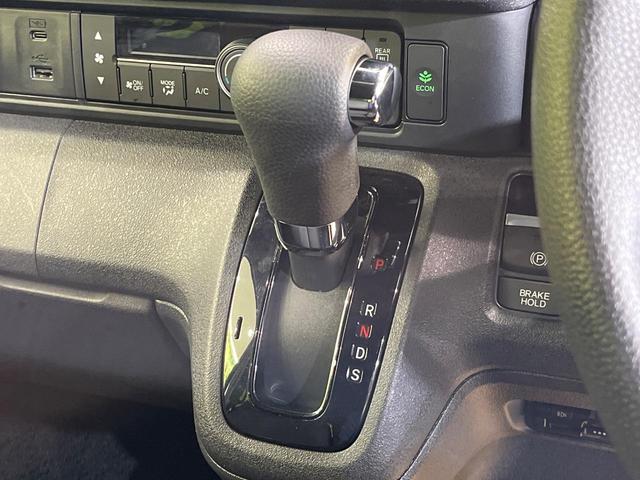 Ｎ－ＢＯＸカスタム ベースグレード　純正８インチナビ　バックカメラ　ホンダセンシング　アダプティブクルーズコントロール　シートヒーター　電動スライドドア　クリアランスソナー　ＥＴＣ　フルセグＴＶ　スマートキー　オートマチックハイビーム（22枚目）