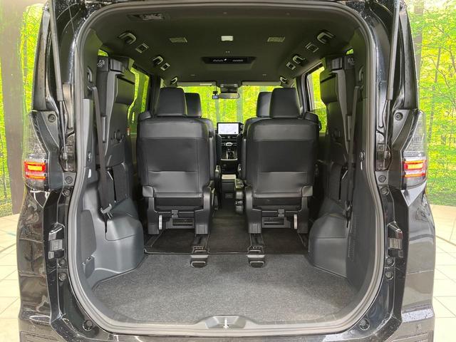 ヴォクシー Ｓ－Ｚ　両側電動ドア　純正１０．５型ナビ　バックカメラ　衝突被害軽減システム　シートヒーター　レーダークルーズ　禁煙車　ドラレコ　コーナーセンサー　ＥＴＣ　純正１７インチアルミ　オートハイビーム（8枚目）