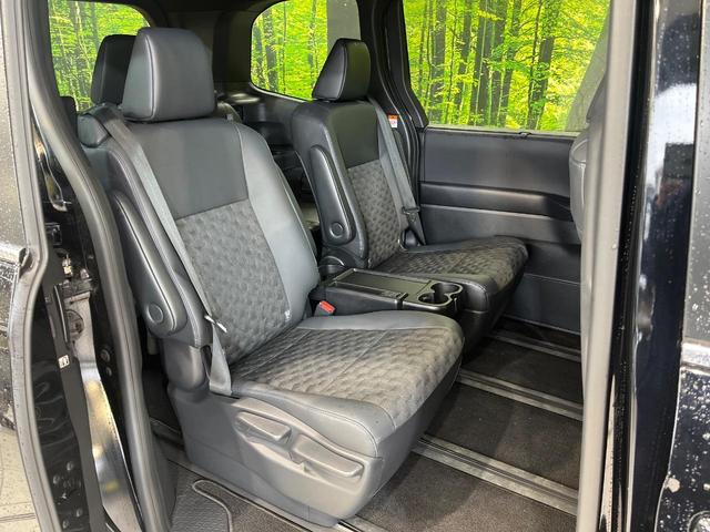 ヴォクシー Ｓ－Ｚ　両側電動ドア　純正１０．５型ナビ　バックカメラ　衝突被害軽減システム　シートヒーター　レーダークルーズ　禁煙車　ドラレコ　コーナーセンサー　ＥＴＣ　純正１７インチアルミ　オートハイビーム（10枚目）