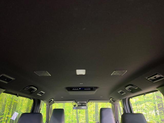 ヴォクシー Ｓ－Ｚ　両側電動ドア　純正１０．５型ナビ　バックカメラ　衝突被害軽減システム　シートヒーター　レーダークルーズ　禁煙車　ドラレコ　コーナーセンサー　ＥＴＣ　純正１７インチアルミ　オートハイビーム（47枚目）