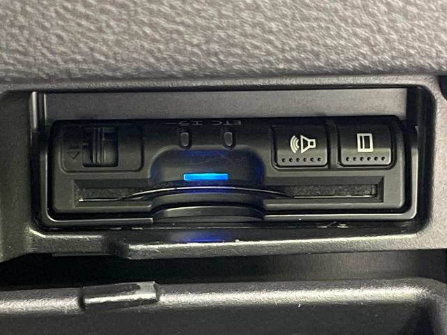 セレナ e-パワー ハイウェイスターV 両側電動ドア 純正9型ナビ 全周囲カメラ 寒冷地仕様 プロパイロット 禁煙車 ドラレコ コーナーセンサー シートヒーター ステアリングヒーター LEDヘッド ビルトインETC 純正15インチアルミ(24枚目)