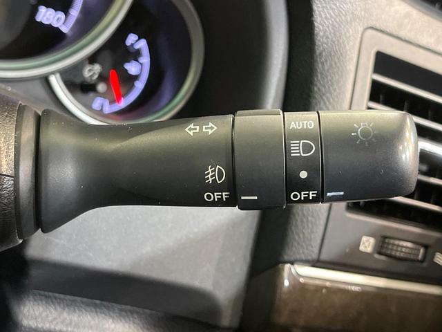 マークＸ ２５０Ｇ　Ｆｏｕｒ　４ＷＤ　ＢＩＧ－Ｘ８インチナビ　バックカメラ　パワーシート　スマートキー　ＨＩＤヘッド　ビルトインＥＴＣ　デュアルエアコン　Ｂｌｕｅｔｏｏｔｈ再生（30枚目）