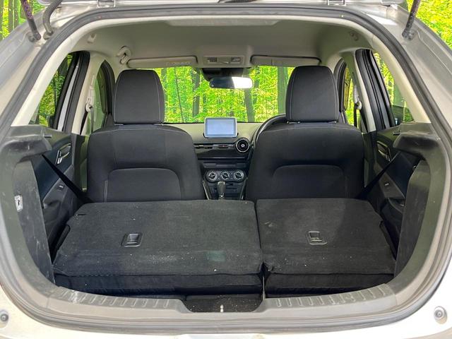 デミオ ＸＤ　ターボ　マツダコネクトナビ　バックカメラ　禁煙車　スマートキー　ビルトインＥＴＣ　純正１５インチアルミ　Ｂｌｕｅｔｏｏｔｈ　ＣＤ　ＤＶＤ再生　フルセグ　アイドリングストップ（10枚目）