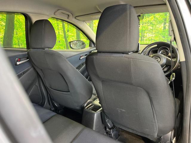 デミオ ＸＤ　ターボ　マツダコネクトナビ　バックカメラ　禁煙車　スマートキー　ビルトインＥＴＣ　純正１５インチアルミ　Ｂｌｕｅｔｏｏｔｈ　ＣＤ　ＤＶＤ再生　フルセグ　アイドリングストップ（38枚目）