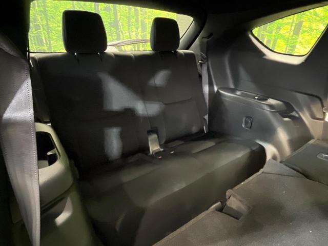 ���ȕ������R���p�N�g�Ɏ��[�ł��A�L��ȉ׎��X�y�[�X�Ƃ��Ă��g�����������܂��I��Ԑl����ו��̗ʂȂǗ��p�V�[���ɍ��킹�ĂR��ڂ�L�����p�ł��A�Ƃ��Ă��֗���