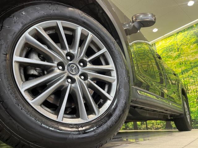 �y�����P�V�C���`�A���~�z�C�[���z�O�ςɃ}�b�`���������A���~�z�C�[���𑕒����Ă���܂��B�e��ЊO�A���~�z�C�[����A�X�^�b�h���X�^�C�����戵�����Ă���܂��B���񂲑��k����������