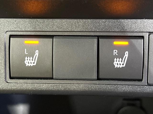 ヤリスクロス ハイブリッドＺ　純正８型ナビ　全周囲カメラ　衝突被害軽減システム　レーダークルーズ　禁煙車　電動リアゲート　シートヒーター　パワーシート　ドラレコ　コーナーセンサー　スマートキー　ＬＥＤヘッド　ＥＴＣ２．０（5枚目）