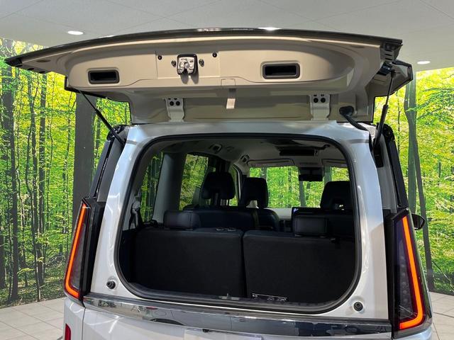 セレナ ハイウェイスターV エアロ 純正12型ナビ 両側電動ドア 後席モニター 全周囲カメラ 衝突被害軽減 禁煙車 ドラレコ コーナーセンサー スマートキー LED ETC 純正16インチアルミ オートハイビーム(61枚目)