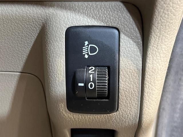 Ｎ－ＢＯＸ Ｇ・Ｌパッケージ　純正ナビ　電動スライドドア　バックカメラ　禁煙車　スマートキー　純正１４インチアルミ　オートエアコン　ＣＤ　ＤＶＤ再生　地デジ（25枚目）