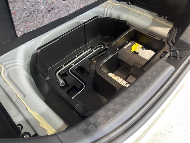 アクア Ｓスタイルブラック　純正ＳＤナビ　全周囲カメラ　衝突被害軽減システム　禁煙車　ドラレコ　コーナーセンサー　スマートキー　ＬＥＤヘッド　ビルトインＥＴＣ　車線逸脱警報　オートライト　オートエアコン　Ｂｌｕｅｔｏｏｔｈ（41枚目）