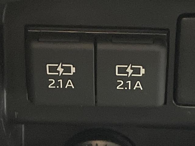 ヴォクシー ＺＳ　煌ＩＩＩ　両側電動ドア　純正９型ナビ　バックカメラ　衝突被害軽減　禁煙車　ハーフレザーシート　リアオートエアコン　ドラレコ　コーナーセンサー　スマートキー　ＬＥＤ　ＥＴＣ　クルコン　純正１６インチアルミ（38枚目）