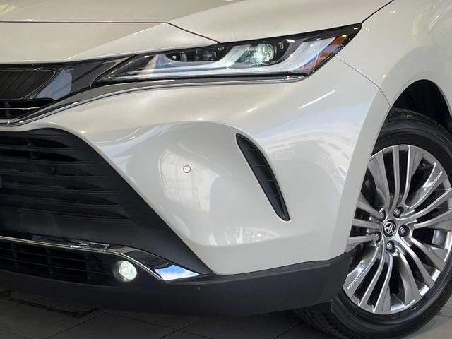 ハリアー Ｚ　メーカー１２型ナビ　全周囲カメラ　ＪＢＬ　衝突被害軽減システム　レーダークルーズ　禁煙車　電動リアゲート　ハーフレザーシート　パワーシート　ドラレコ　コーナーセンサー　スマートキー　ＬＥＤ　ＥＴＣ（12枚目）