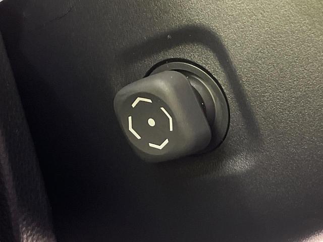 ハリアー Ｚ　メーカー１２型ナビ　全周囲カメラ　ＪＢＬ　衝突被害軽減システム　レーダークルーズ　禁煙車　電動リアゲート　ハーフレザーシート　パワーシート　ドラレコ　コーナーセンサー　スマートキー　ＬＥＤ　ＥＴＣ（40枚目）