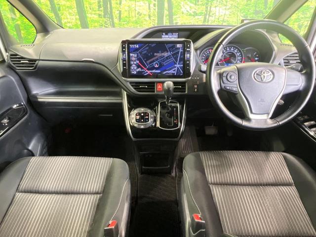 ヴォクシー ＺＳ　煌　両側電動ドア　ＢＩＧ－Ｘ１１型　後席モニター　バックカメラ　衝突被害軽減システム　禁煙車　ドラレコ　コーナーセンサー　スマートキー　ＬＥＤヘッド　ビルトインＥＴＣ　クルコン　純正１６インチアルミ（2枚目）