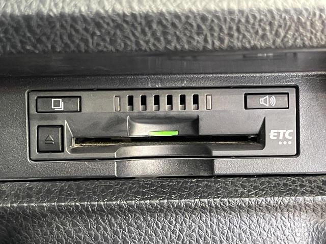 ヴォクシー ＺＳ　煌　両側電動ドア　ＢＩＧ－Ｘ１１型　後席モニター　バックカメラ　衝突被害軽減システム　禁煙車　ドラレコ　コーナーセンサー　スマートキー　ＬＥＤヘッド　ビルトインＥＴＣ　クルコン　純正１６インチアルミ（24枚目）