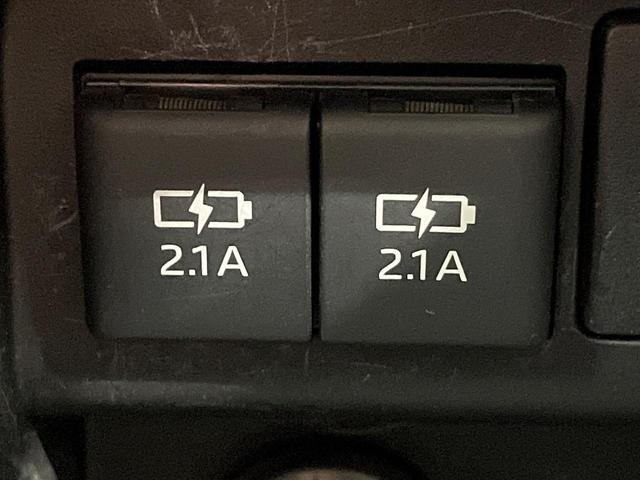 ヴォクシー ＺＳ　煌　両側電動ドア　ＢＩＧ－Ｘ１１型　後席モニター　バックカメラ　衝突被害軽減システム　禁煙車　ドラレコ　コーナーセンサー　スマートキー　ＬＥＤヘッド　ビルトインＥＴＣ　クルコン　純正１６インチアルミ（41枚目）