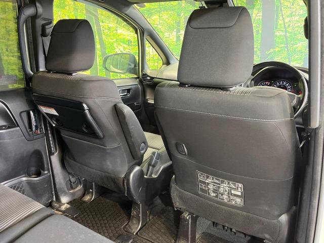 ヴォクシー ＺＳ　煌　両側電動ドア　ＢＩＧ－Ｘ１１型　後席モニター　バックカメラ　衝突被害軽減システム　禁煙車　ドラレコ　コーナーセンサー　スマートキー　ＬＥＤヘッド　ビルトインＥＴＣ　クルコン　純正１６インチアルミ（48枚目）