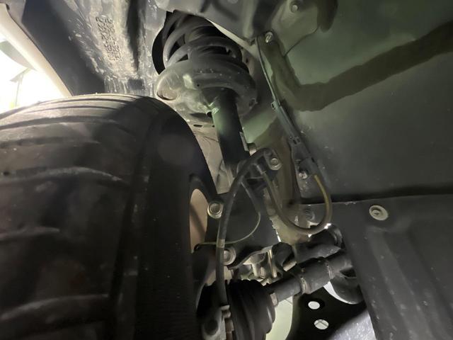 ヴォクシー ＺＳ　煌　両側電動ドア　ＢＩＧ－Ｘ１１型　後席モニター　バックカメラ　衝突被害軽減システム　禁煙車　ドラレコ　コーナーセンサー　スマートキー　ＬＥＤヘッド　ビルトインＥＴＣ　クルコン　純正１６インチアルミ（67枚目）