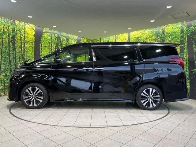 アルファード ２．５Ｓ　Ｃパッケージ　純正９型ディスプレイオーディオ　両側電動ドア　デジタルミラー　ＢＳＭ　バックカメラ　レーダークルーズ　禁煙車　電動リアゲート　シートエアコン　パワーシート　コーナーセンサー（63枚目）