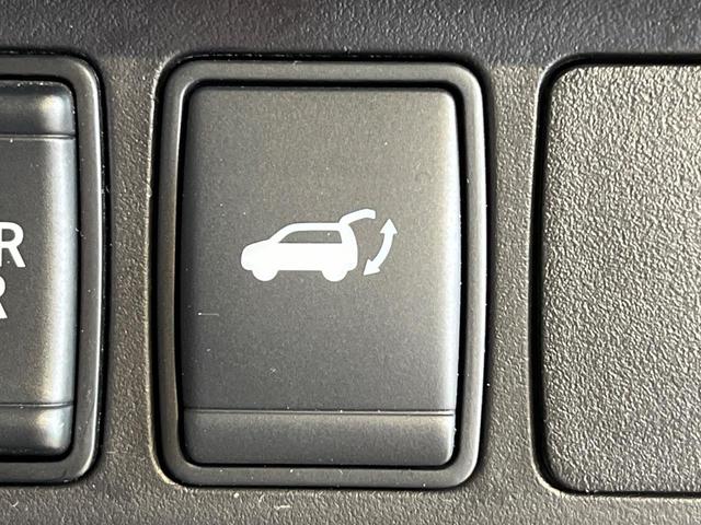 エクストレイル ２０Ｘ　４ＷＤ　純正ＳＤナビ　全周囲カメラ　デジタルミラー　プロパイロット　衝突被害軽減システム　禁煙車　電動リアゲート　コーナーセンサー　スマートキー　ＬＥＤヘッド　ルーフレール（7枚目）