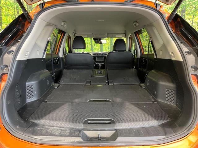 エクストレイル ２０Ｘ　４ＷＤ　純正ＳＤナビ　全周囲カメラ　デジタルミラー　プロパイロット　衝突被害軽減システム　禁煙車　電動リアゲート　コーナーセンサー　スマートキー　ＬＥＤヘッド　ルーフレール（10枚目）