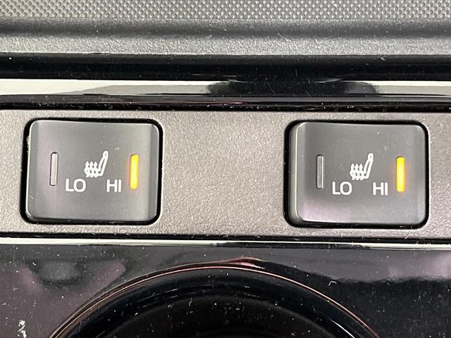 プリウス Sツーリングセレクション・ブラックエディション BIG-X9型ナビ バックカメラ 100V電源 衝突被害軽減システム レーダークルーズ 禁煙車 コーナーセンサー スマートキー LEDヘッド ビルトインETC 純正17インチアルミ オートハイビーム(7枚目)