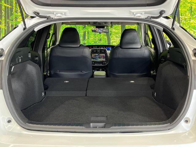 プリウス Sツーリングセレクション・ブラックエディション BIG-X9型ナビ バックカメラ 100V電源 衝突被害軽減システム レーダークルーズ 禁煙車 コーナーセンサー スマートキー LEDヘッド ビルトインETC 純正17インチアルミ オートハイビーム(10枚目)