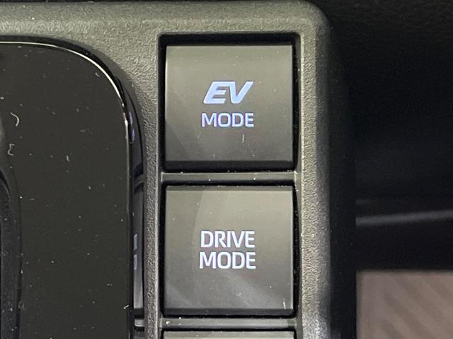 シエンタ ハイブリッドZ 両側電動ドア 全周囲カメラ 衝突被害軽減システム レーダークルーズ 禁煙車 コーナーセンサー スマートキー LEDヘッド ETC2.0 オートハイビーム 車線逸脱警報 オートライト(32枚目)