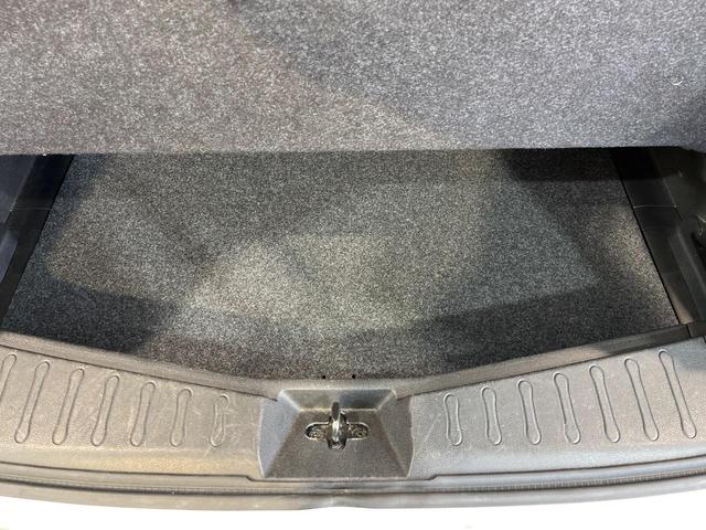 ノート ｅ－パワー　Ｘ　純正ナビ　全周囲カメラ　インテリジェントエマージェンシーブレーキ　ＥＴＣ　ドラレコ　オートエアコン　横滑り防止　車線逸脱　スマートキー＆プッシュスタート　イモビライザー　電動格納ミラー　禁煙車（35枚目）