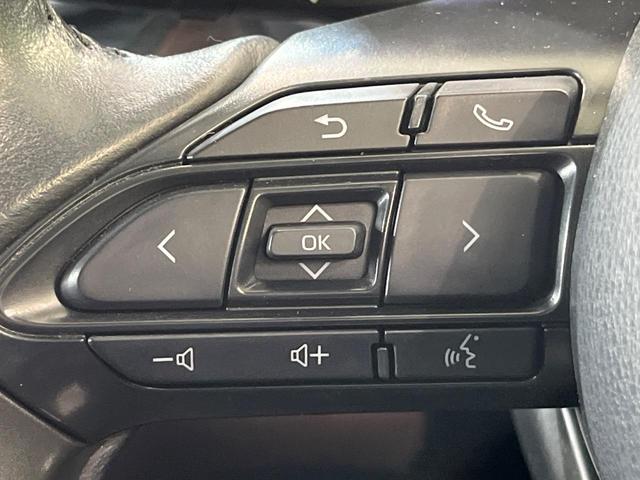 ヤリスクロス ハイブリッドZ 8インチディスプレイオーディオ 全周囲カメラ 衝突軽減システム レーダークルーズコントロール シートヒーター オートマチックハイビーム LEDヘッドライト クリアランスソナー(28枚目)