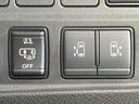 セレナ ｅ－パワー　ハイウェイスターＶ　純正１０型ナビ　後席モニター　プロパイロット　インテリジェントエマージェンシーブレーキ　両側電動スライドドア　ＢＳＭ　ＬＥＤヘッドライト　ＥＴＣ　ドラレコ　Ｗエアコン　サンシェード　電動パーキング（7枚目）