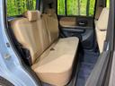 後部座席も気になるようなキズ・汚れやへたり等、大きなダメージはなく、良好な状態です。