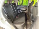 後部座席も気になるようなキズ・汚れやへたり等、大きなダメージはなく、良好な状態です。
