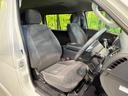 ハイエースワゴン GL セーフティセンス 純正ナビ 全周囲カメラ デジタルインナーミラー 電動スライドドア オートエアコン ウッドコンビステアリング 横滑り防止 オートライト スマートキー&プッシュスタート(8枚目)