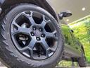 【１８インチアルミホイール】外観にマッチしたアルミホイールを装着しております。各種アルミホイールや、スタッドレスタイヤも取扱いしております。是非ご相談ください♪