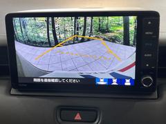 【バックカメラ】駐車時に後方がリアルタイム映像で確認できます。大型商業施設や立体駐車場での駐車時や、夜間のバック時に大活躍！運転スキルに関わらず、今や必須となった装備のひとつです！ 5