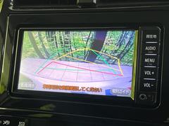 【バックカメラ】駐車時に後方がリアルタイム映像で確認できます。大型商業施設や立体駐車場での駐車時や、夜間のバック時に大活躍！運転スキルに関わらず、今や必須となった装備のひとつです！ 5