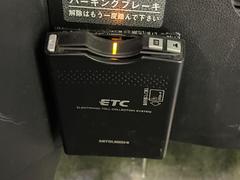 【ＥＴＣ】高速道路の料金所をストレスなく通過！話題のスポットやサービスエリアに多い「スマートIntercooler」利用時は必須のアイテムです。当店でセットアップを実施、ご納車当日からすぐにご利用いただけます！ 7